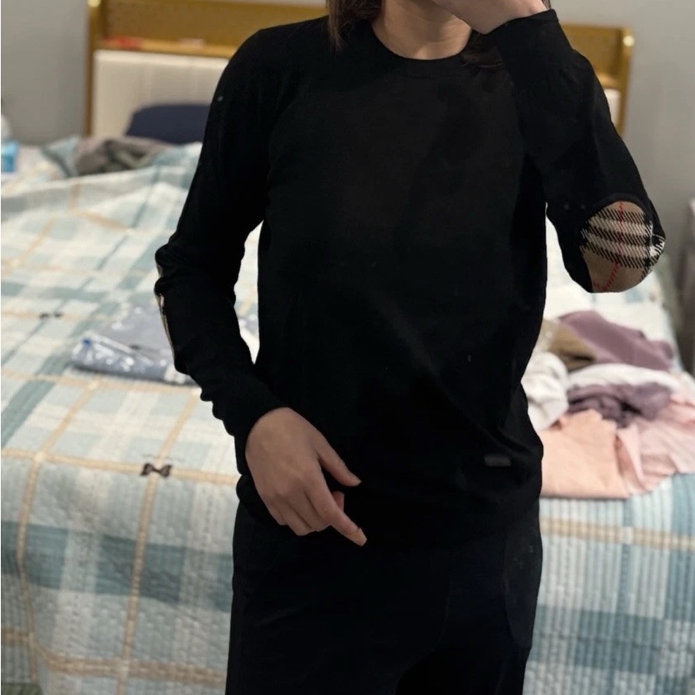 New Burberry Bempton Wool Black Elbow Patch Sweater 8091034 NWT $830 - Picture 2 of 6